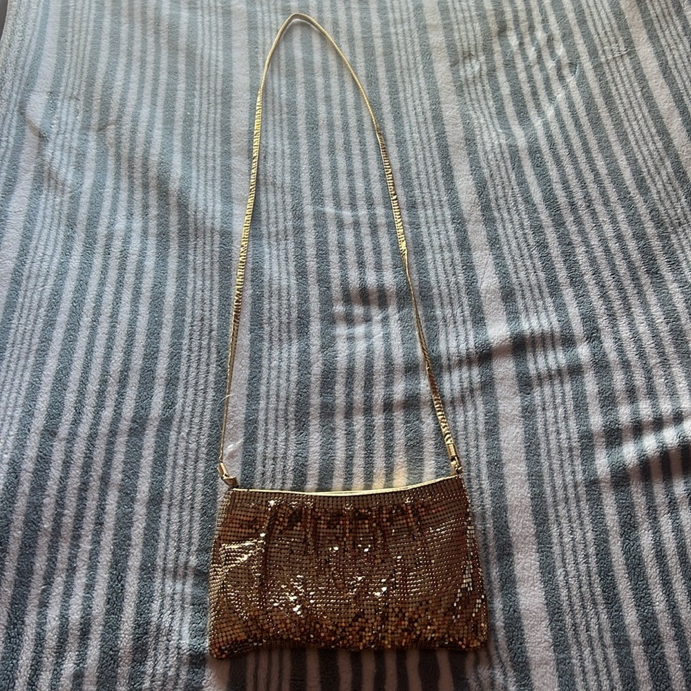 Whiting and Davis International crossbody bag - Picture 3 of 10